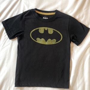 Batman t-shirt for boys. Size 4T